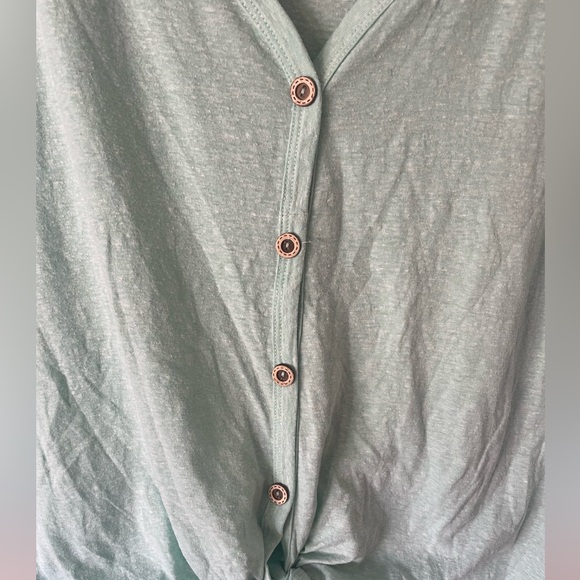 Fantastic Fawn Sea foam/ Teal Button and Front Tie T Shirt Size Medium - Picture 6 of 7